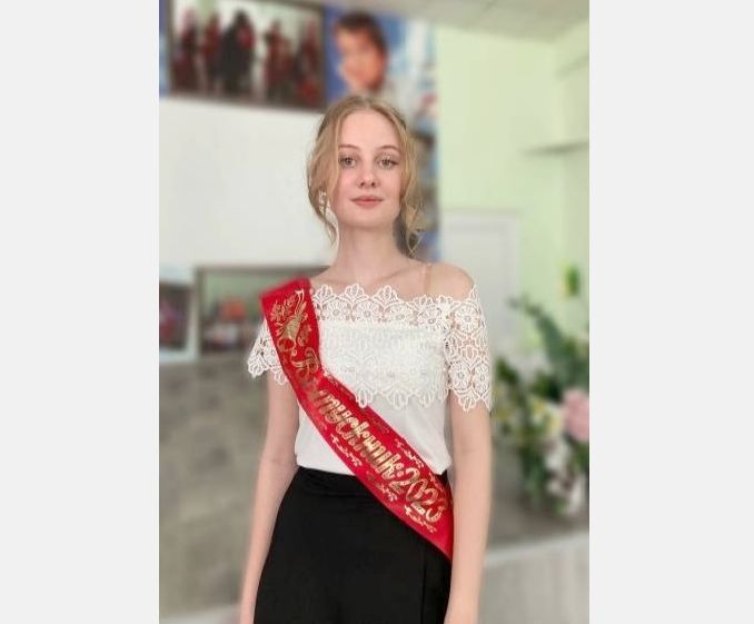 В семье все отличники: стобалльница Виктория Вайцель рассказала, какая профессия ее привлекает уже несколько лет