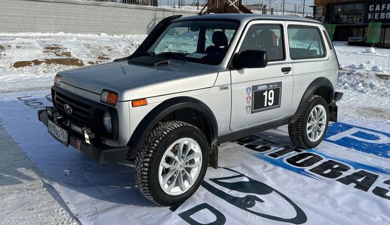  -    Granta:  Niva Sport      