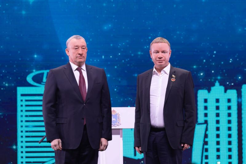 Ко Дню космонавтики руководство и сотрудников сызранского завода отметили на региональном уровне