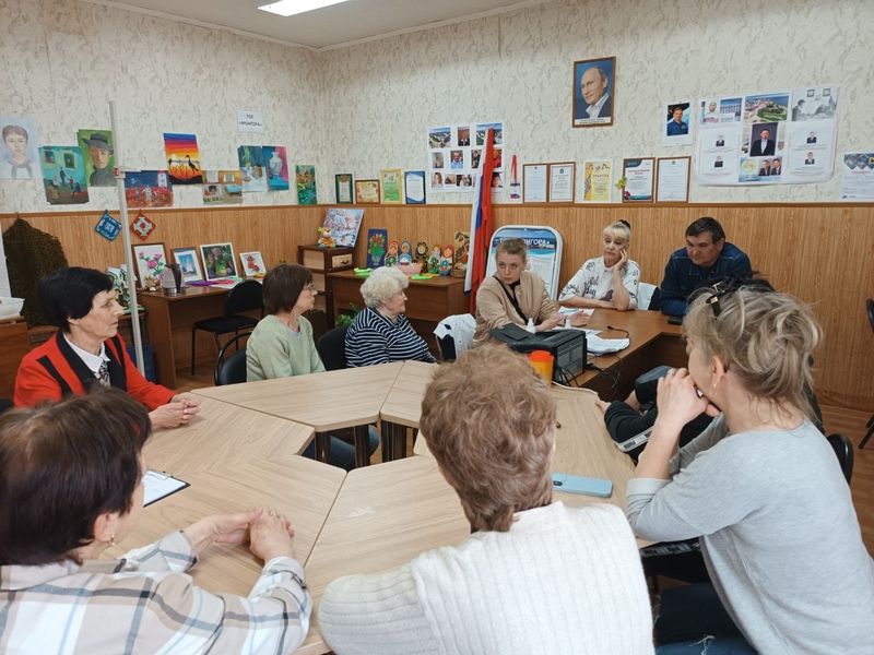 Жители Сызрани благодаря сразу двум проектам наконец благоустроят свой двор
