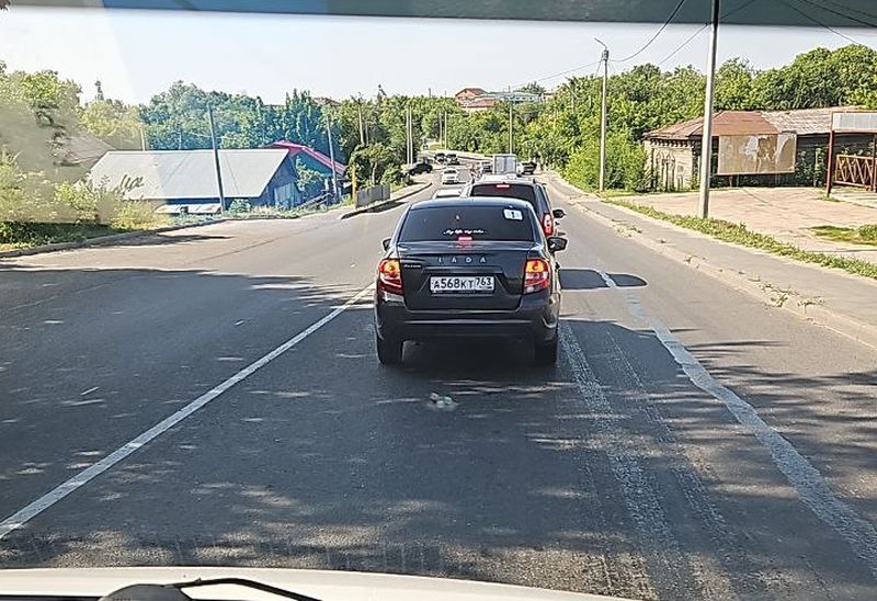 Движение автомобилей затруднено из-за ДТП в Сызрани