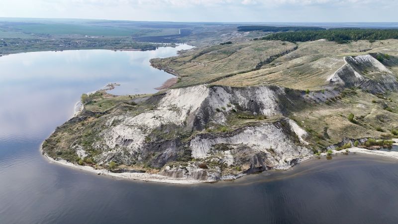 Под Сызрань наведались туристы на джипах с «травматом»