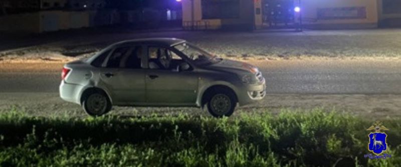 Поздним вечером в Шигонах женщина переехала стоящего на дороге мужчину