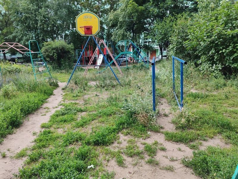 Жильцы двора в Сызрани выдвинули требования городской власти